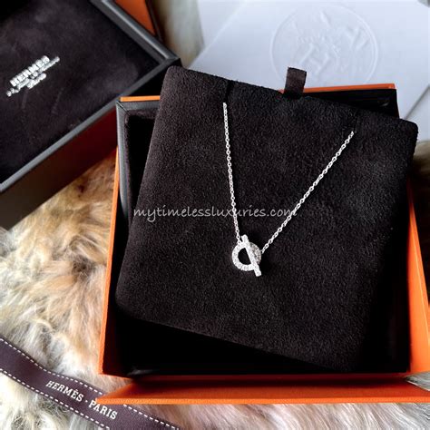 hermes finesse necklace 18k